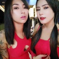 เพชรน้ำหนึ่ง คาเฟ่