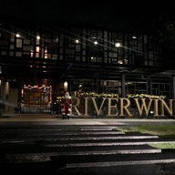 หน้าร้าน RIVER WINE Restaurant and Wine Bar ปากเกร็ด