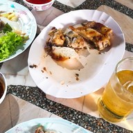 เมนูของร้าน อ๋อยไก่ย่าง