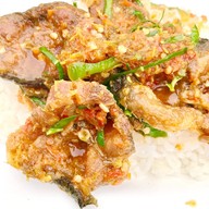 เมนูของร้าน ขวัญใจ อาหารตามสั่ง โต้รุ่ง2