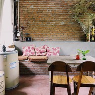 Ein Din Cafe'
