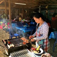 บรรยากาศ ครัวกมนวรรณ ดอยเสมอดาว