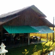 หน้าร้าน ต้มเลือดหมู จิงจูฉ่าย เลี่ยงเมืองแม่วาง - สันป่าตอง