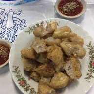 เมนูของร้าน ขาหมูจีหนุ่ย วัดควน
