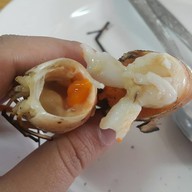 เมนูของร้าน ผ่องพรรณกุ้งเผา ตลาดกลางอยุธยา