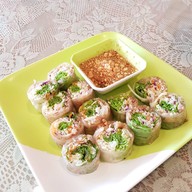 เมนูของร้าน เลอ ดานัง แหนมเนือง