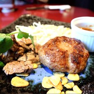เมนูของร้าน Nagasaki Cattle Pine Takumi
