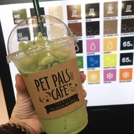 Pet pals & cafe