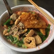 ป้าจุก ก๋วยเตี๋ยวต้มยำ บางโพ