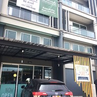 หน้าร้าน Pet pals & cafe