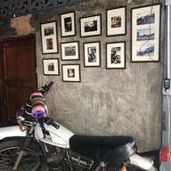 บรรยากาศ June Koff