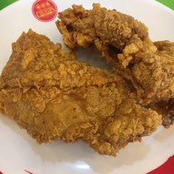 Chester's ปตท โค้งวิไล ไทยเสรี