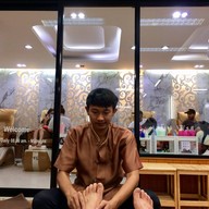 Charlie Beauty Salon Massage & Spa Khaosan