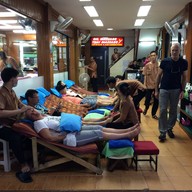 Charlie Beauty Salon Massage & Spa Khaosan