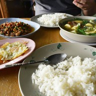 เมนูของร้าน ป้าอ้วนอาหารตามสั่ง