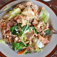 เมนูของร้าน สุกี้สากเหล็ก "เจ๊แต๋ว"