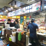 บรรยากาศ Aroi Sushi  Market Village