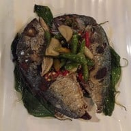 เพลงเพลิน Lifestyle Restaurant