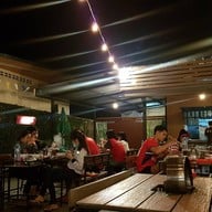 บรรยากาศ หอมหวล หมูกระทะ