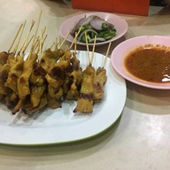 เมนูของร้าน ก่วงเฮง ( เสื้อเขียว ) ข้าวมันไก่ประตูน้ำ สาขา 1