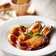 เมนูของร้าน On The Table เดอะ คริสตัล ปาร์ค