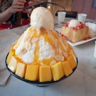 SNOW TREE Korean Dessert Cafe Esplanade