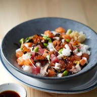 เมนูของร้าน On The Table เดอะ คริสตัล ปาร์ค