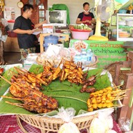 หน้าร้าน ส้มตำ-ไก่ย่าง (สกล) เขาเต่า