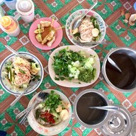 ร้านขนมจีนพิสมัย (แต๊ะ)