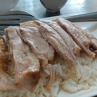 เมนูของร้าน เป็ดพะโล้โกสินทร์