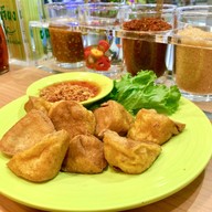 เจียงลูกชิ้นปลา Central ปิ่นเกล้า