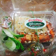 เมนูของร้าน พี่ต่าย ข้าวผัดปู ภูมิใจเสนอ