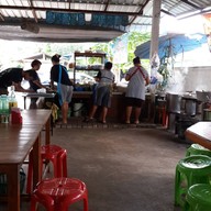 บรรยากาศ ก๋วยเตี๋ยวไทยใบตอง
