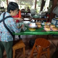 บรรยากาศ วรางกุล เค้กมะพร้าวอ่อน