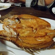 เมนูของร้าน ริมผา ลาภิน