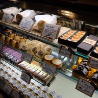 Patisserie Roku