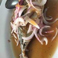 ร้านอาหารลัดดา