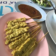 ร้านอาหารลัดดา