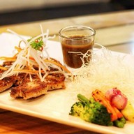 บาร์น้ำชา
