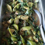 ร้านข้าวแกงเจ๊เฮียง