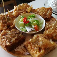 เมนูของร้าน คั่วไก่นิมมาน นิมมานซอย17 (ซอยสายน้ำผึ้ง)