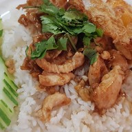 เมนูของร้าน เนื้อเป็นหลัก