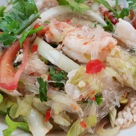 เมนูของร้าน เนื้อเป็นหลัก