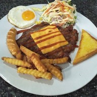 เมนูของร้าน สเต็กนายต้น อ้อมใหญ่