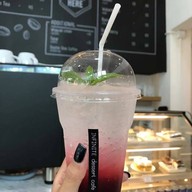 Infinite Dessert Cafe