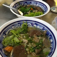 ส.โจ๊ก (โจ๊ก-ข้าวต้มทรงเครื่ิิอง-ต้มเลืิอดหมู)