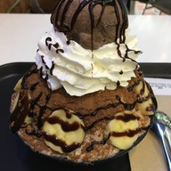 เมนูของร้าน The SnowCap Bingsoo  สาขาสาธุฯ19/นราธิวาส24