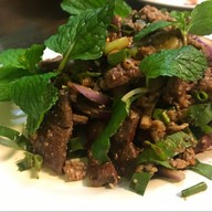 ส้มตำแซ่บ ข้างโกอ้วน