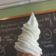 เมนูของร้าน NEIGHBOUR’S FROZEN YOGURT BURIRAM
