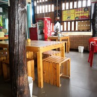 บรรยากาศ โกพงศ์ ข้าวสตู ข้าวมันไก่บ้าน